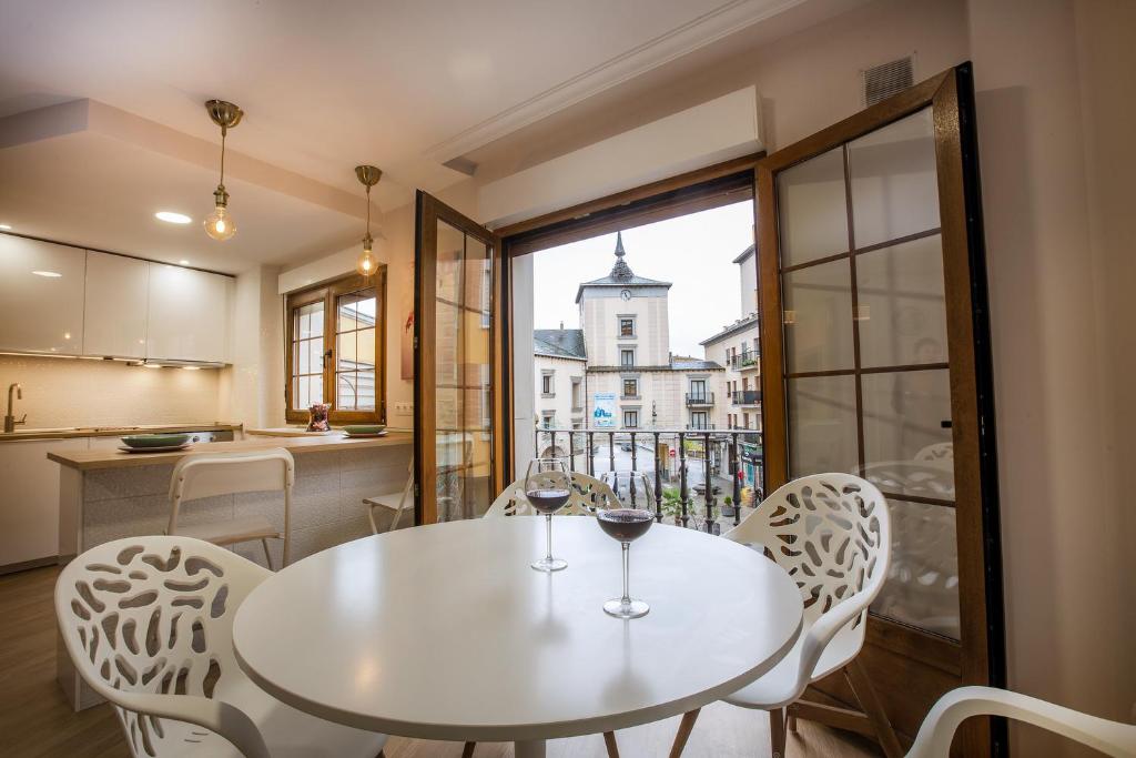 Balcón con vistas en apartamento en Aranda de Duero