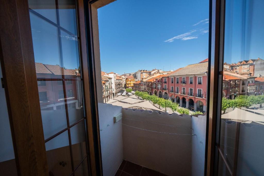 Balcón privado con vistas en Ático Caprichos Aranda